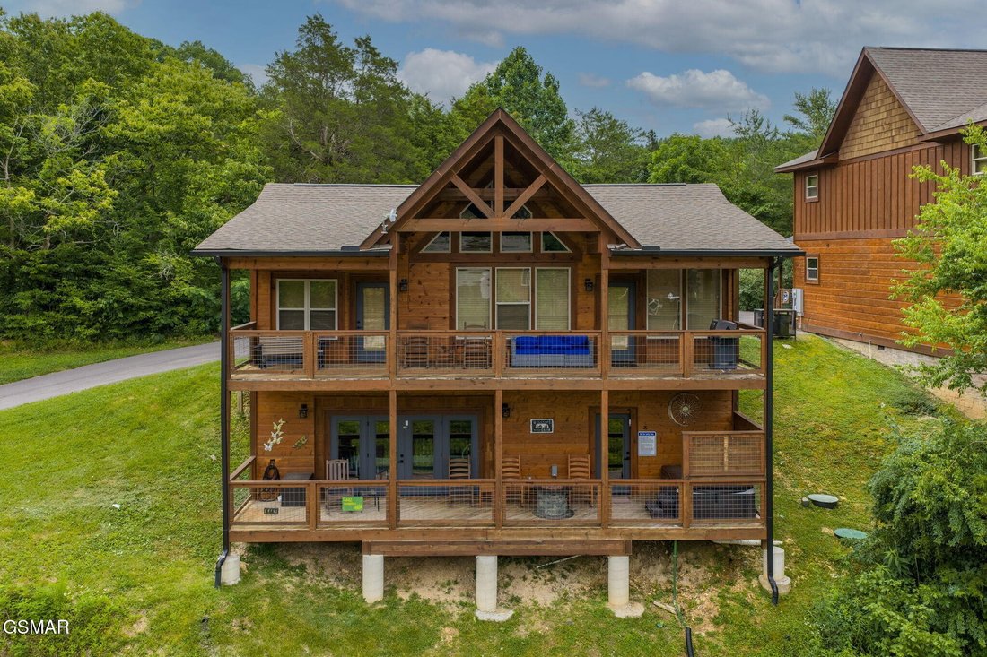 House in Sevierville, Tennessee, United States 1 - 18391229