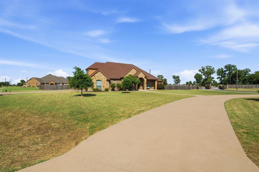 House in Millsap, Texas, United States 4 - 18396413
