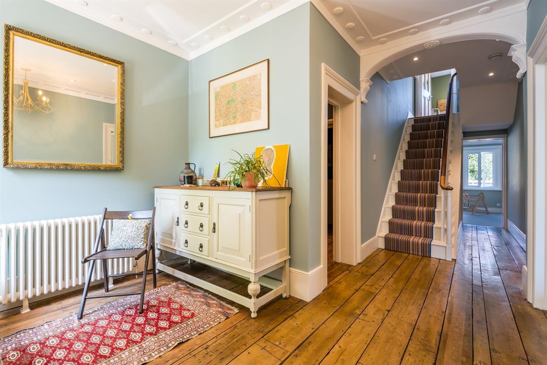Villa in Peckham, Southwark, England 2 - 18390573