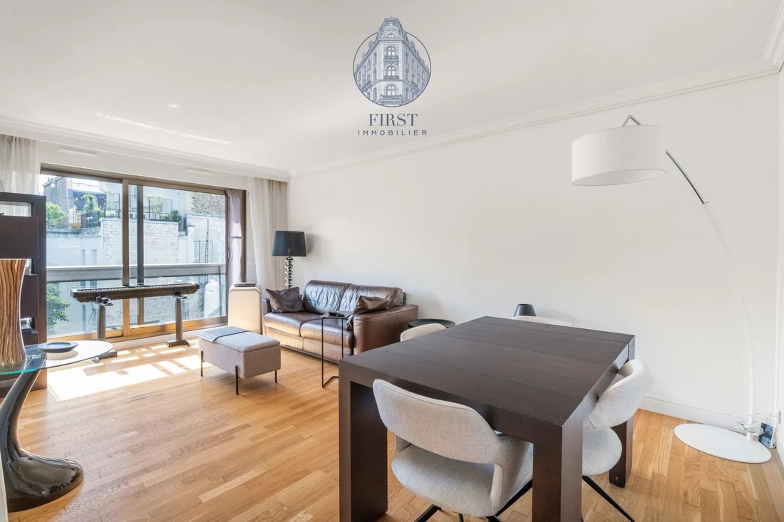 Apartment in Porte Dauphine, Paris 16e Arrondissement, Paris 2 - 18395308