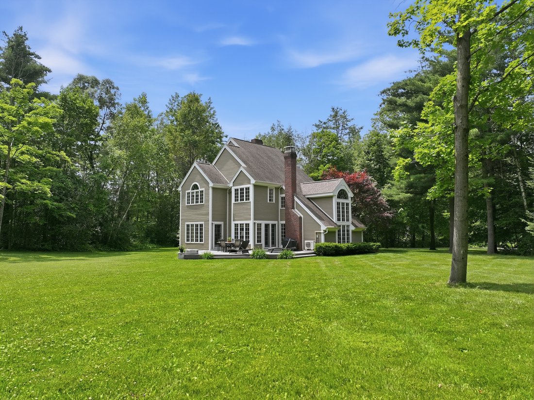 House in Shelburne, Vermont, United States 2 - 18392990