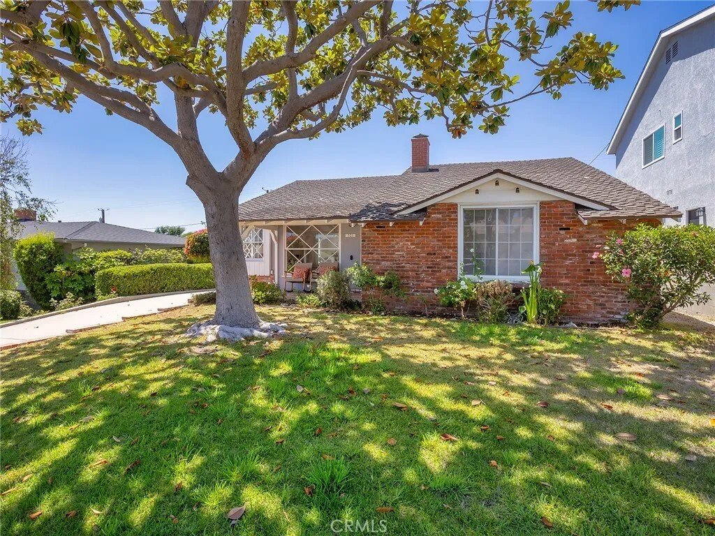 House in Burbank, California, United States 1 - 18396201