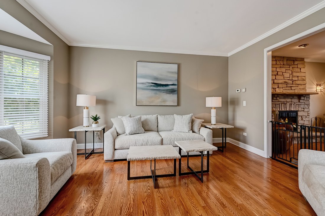 House in Woodridge, Illinois, United States 4 - 18394664