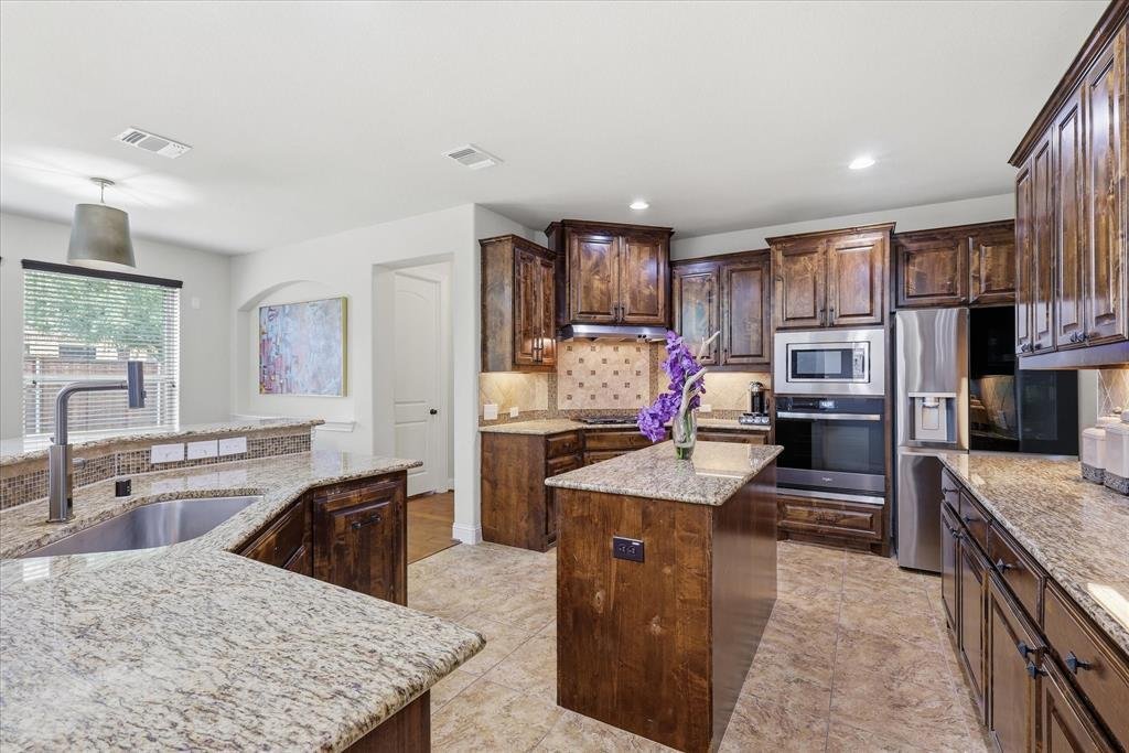 House in The Colony, Texas, United States 3 - 18391538