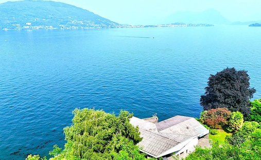 Villa in Verbania, Piedmont, Italy 1