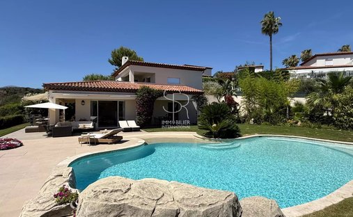 Villa in Vallée Verte-Issarts-Vignasses, Biot, France 1