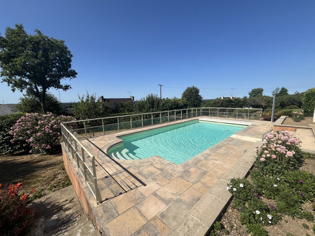 House in Centre Peri, Saint-Ave, France 2 - 18394815