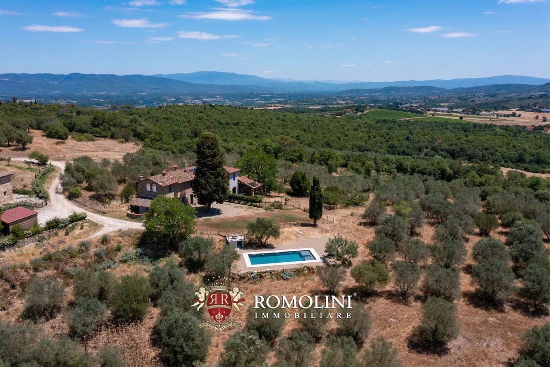 House in Laterina Pergine Valdarno, Tuscany, Italy 5 - 18392395