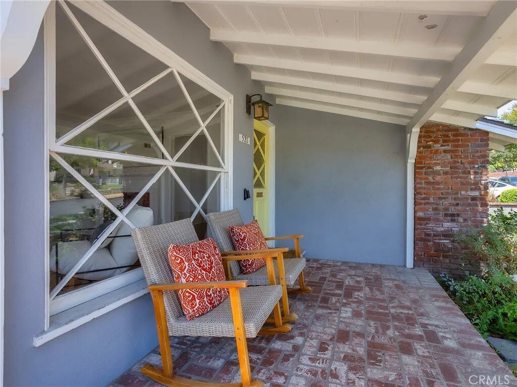 House in Burbank, California, United States 5 - 18396201