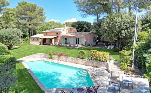 Villa in Valbonne, Provence-Alpes-Côte d'Azur, France 1