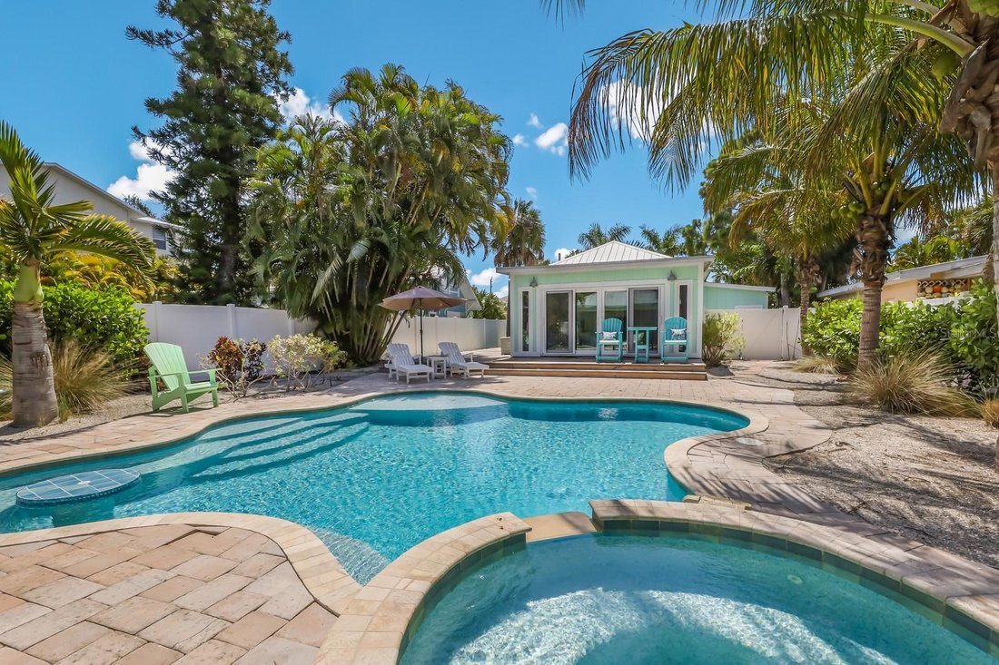 House in Bradenton Beach, Florida, United States 1 - 18394967