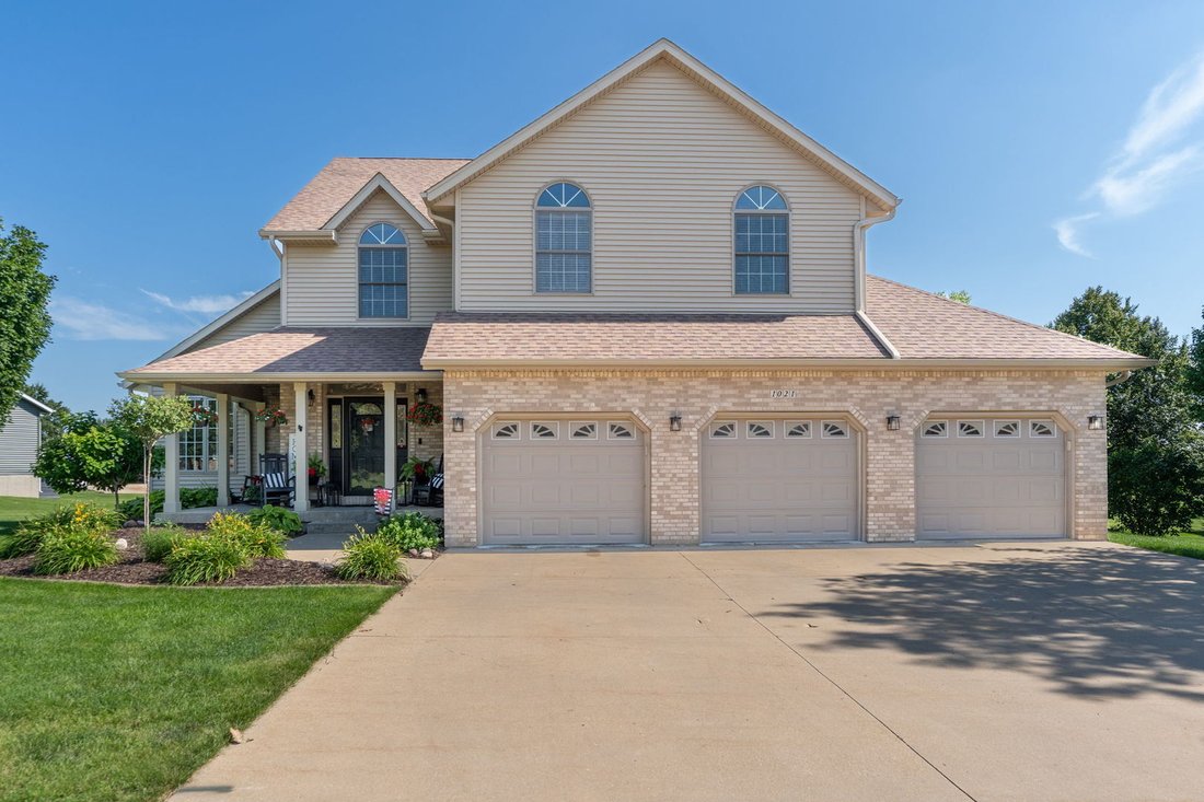 House in DeWitt, Iowa, United States 1 - 18394651