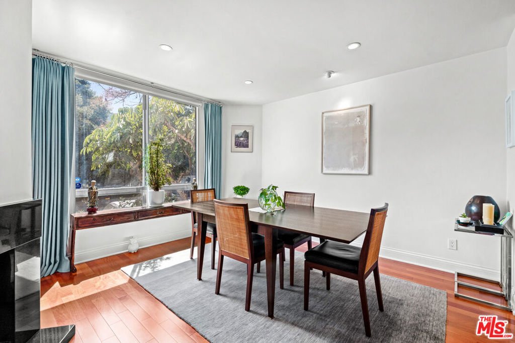 Condo in Los Angeles, California, United States 5 - 18391010