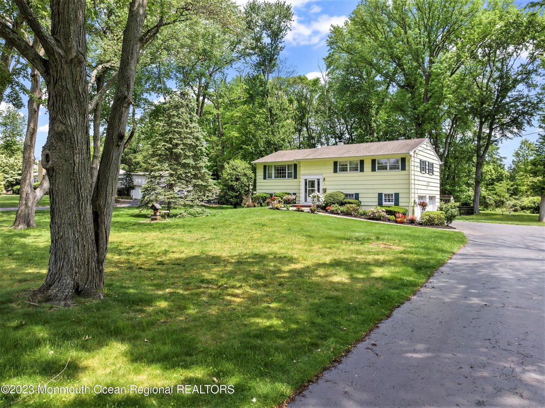 House in Lincroft, New Jersey, United States 1 - 18390834