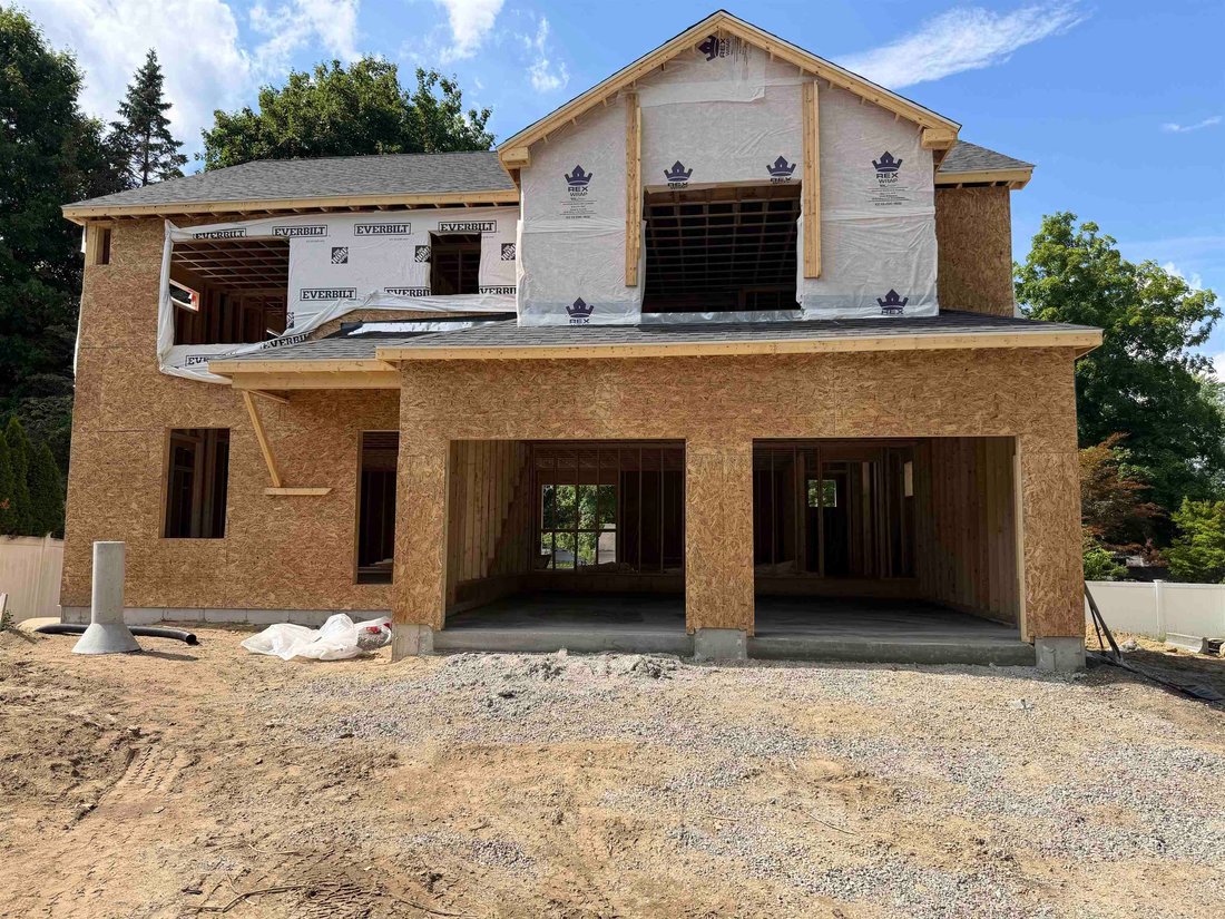 House in Nashua, New Hampshire, United States 1 - 18395453