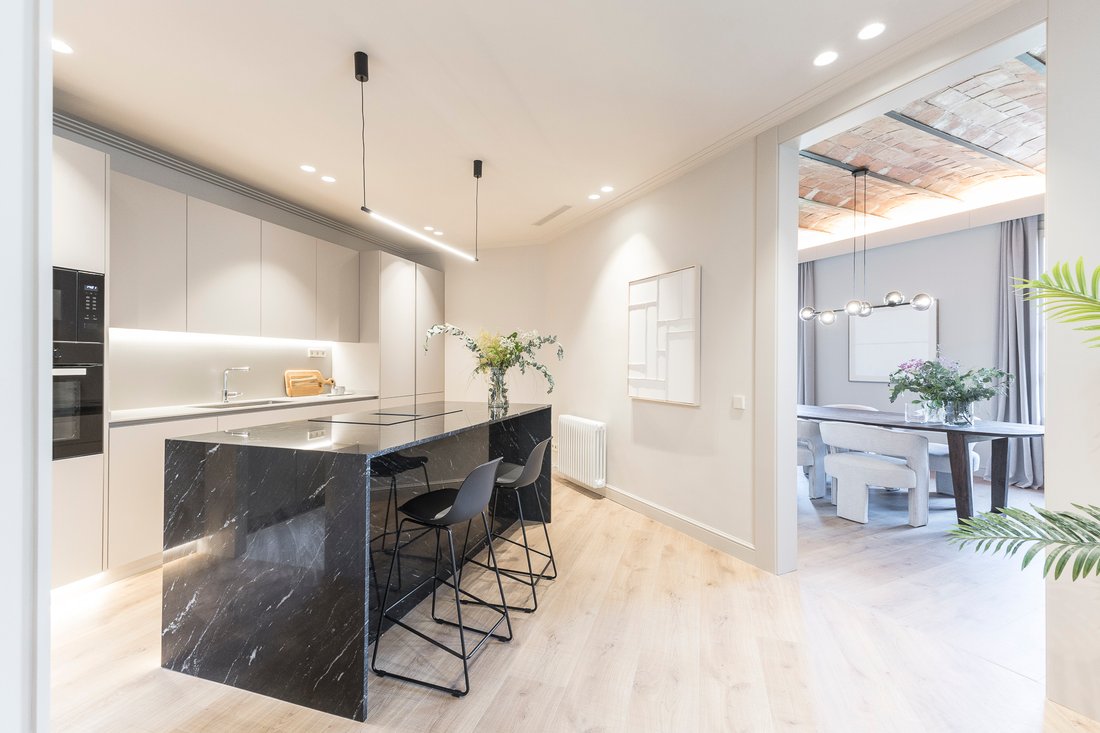 Apartment in Eixample, Barcelona, Spain 4 - 18394787