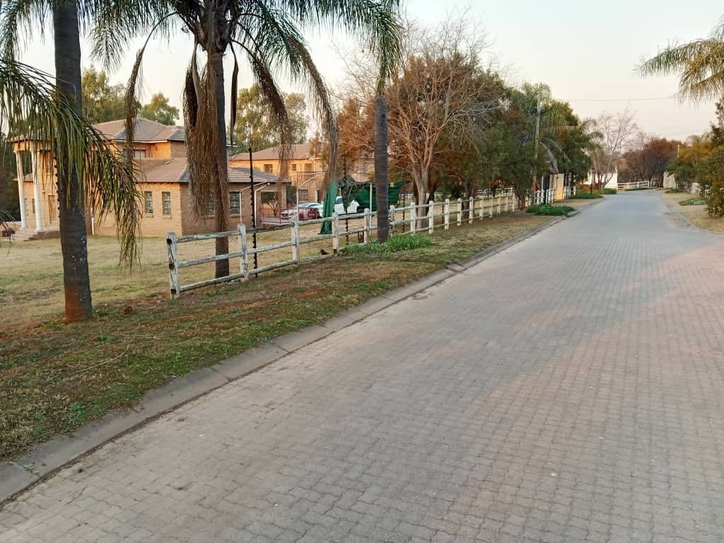 House in Johannesburg, Gauteng, South Africa 5 - 18395596
