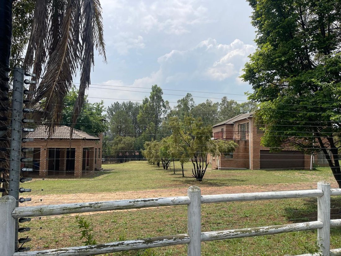 House in Johannesburg, Gauteng, South Africa 3 - 18395596