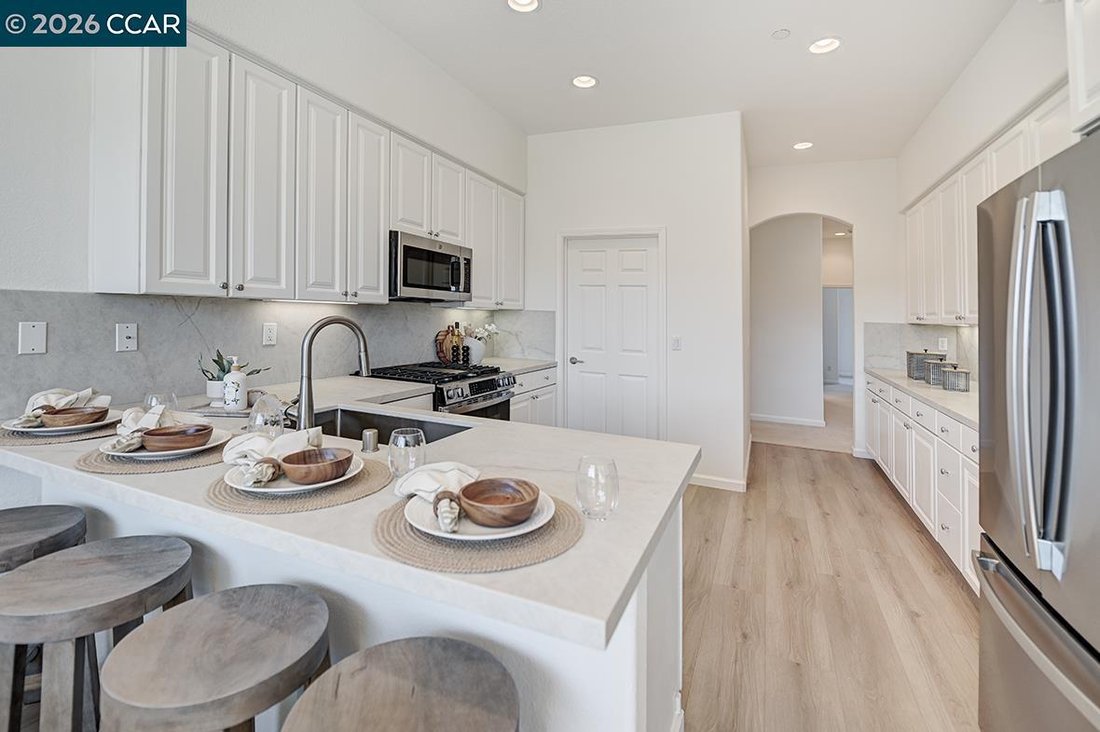 Condo in Walnut Creek, California, United States 5 - 18395892