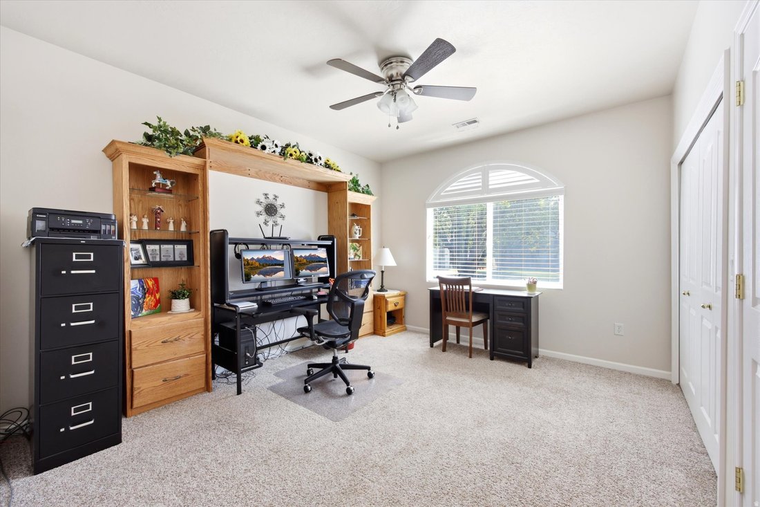 House in West Valley City, Utah, United States 5 - 18395099