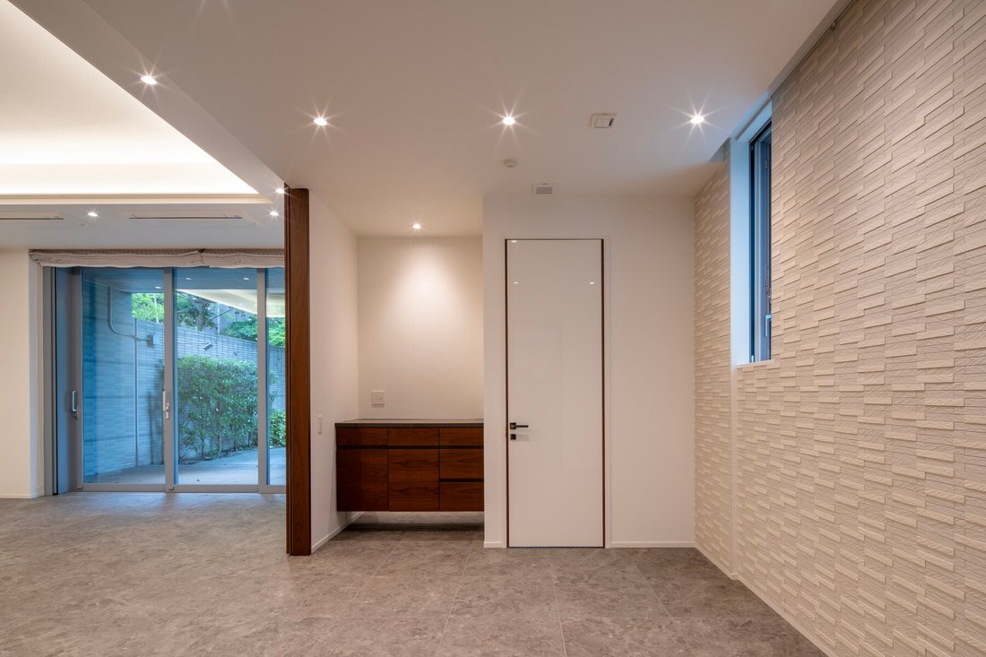 Condo in Chiyoda City, Tokyo, Japan 3 - 17999149