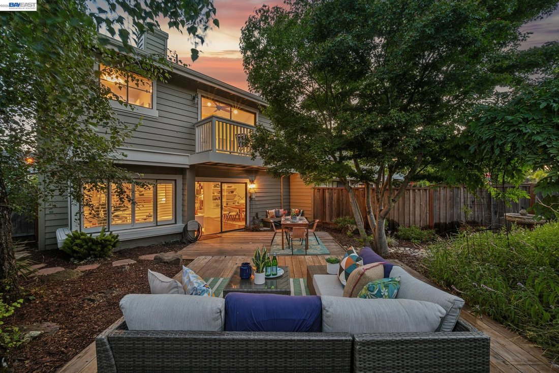 House in Alameda, California, United States 1 - 18395884