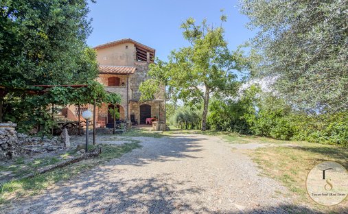 Country House in Sarteano, Tuscany, Italy 1