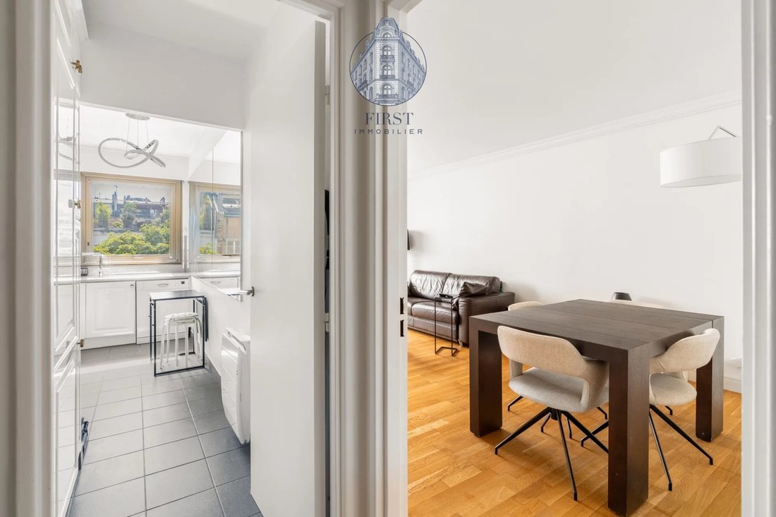Apartment in Porte Dauphine, Paris 16e Arrondissement, Paris 4 - 18395308