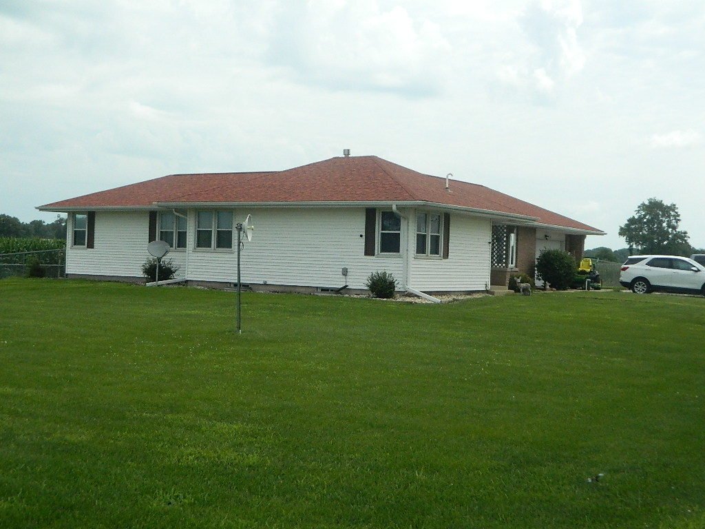 House in Bonfield, Illinois, United States 2 - 18394715