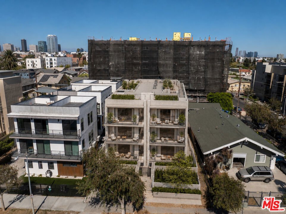 House in Los Angeles, California, United States 1 - 18395334