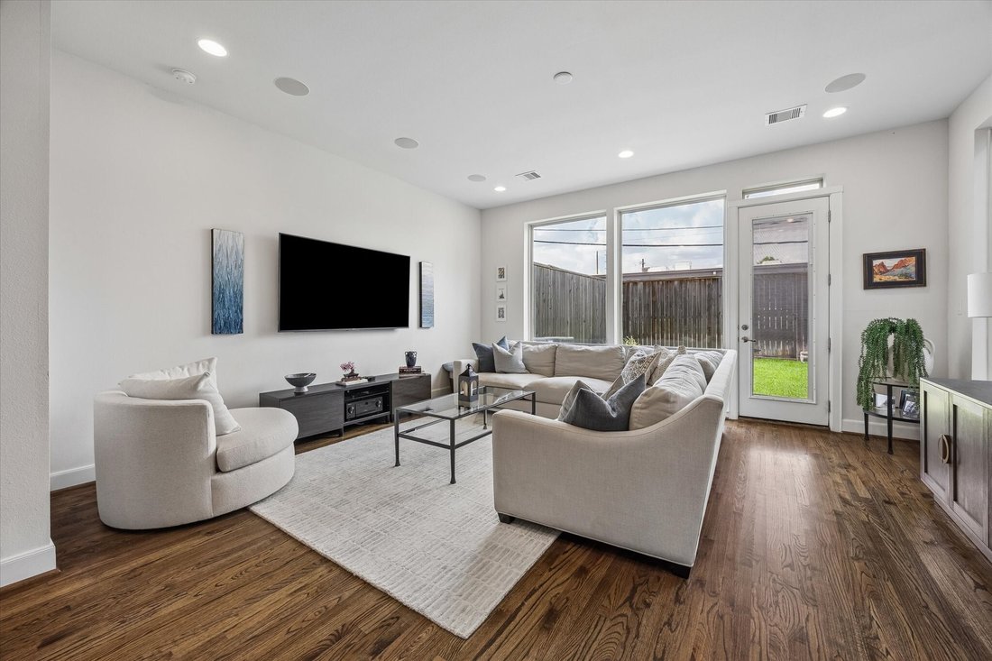 House in Houston, Texas, United States 3 - 18393809