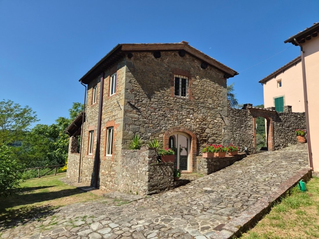 Villa in Area Monte San Quirico - Sant'Alessio, Lucca, Tuscany 2 - 18395293