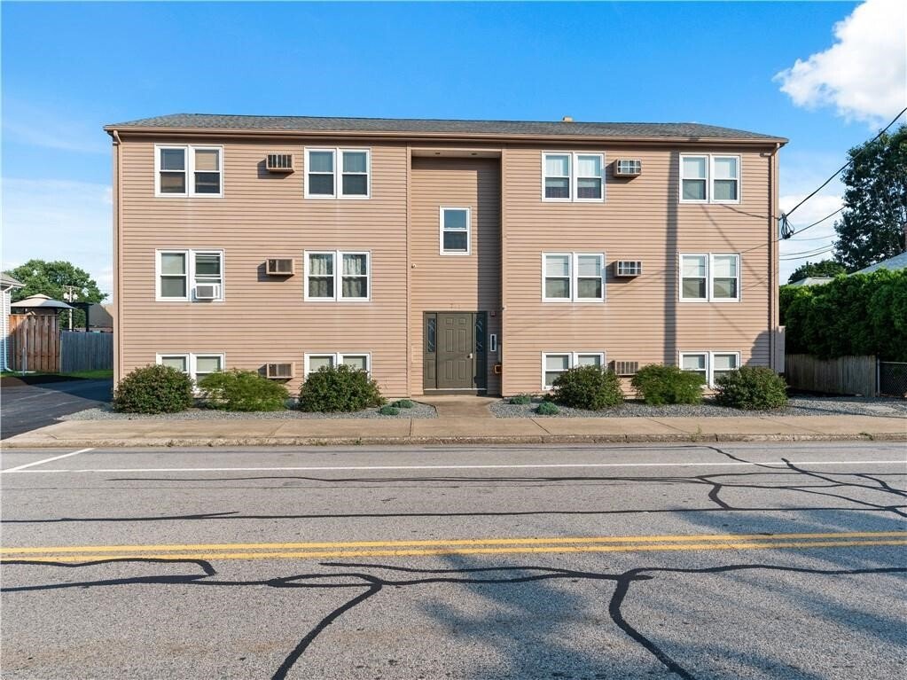 Pawtucket, Rhode Island, United States 1 - 18395232