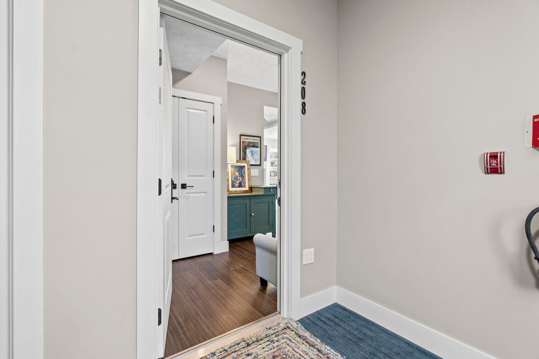 Condo in Garfield Township, Michigan, United States 4 - 18395966