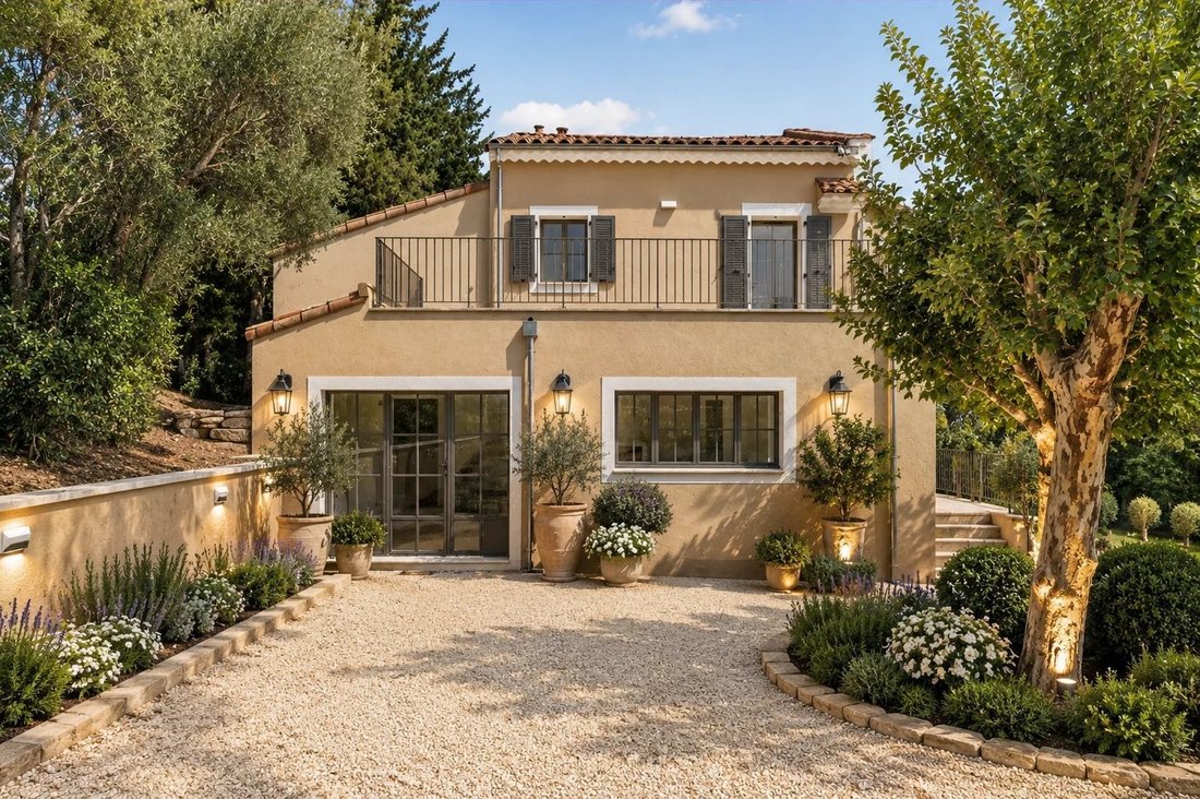 House in Mazenod-Bellevue-Saint Donat-Banon, Aix-en-Provence, France 2 - 17471844