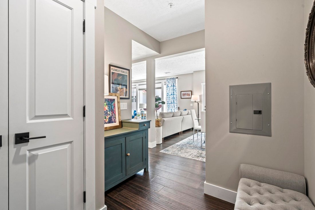 Condo in Garfield Township, Michigan, United States 5 - 18395966