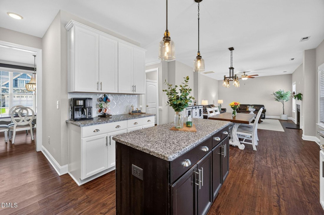 House in Fuquay-Varina, North Carolina, United States 4 - 18394952