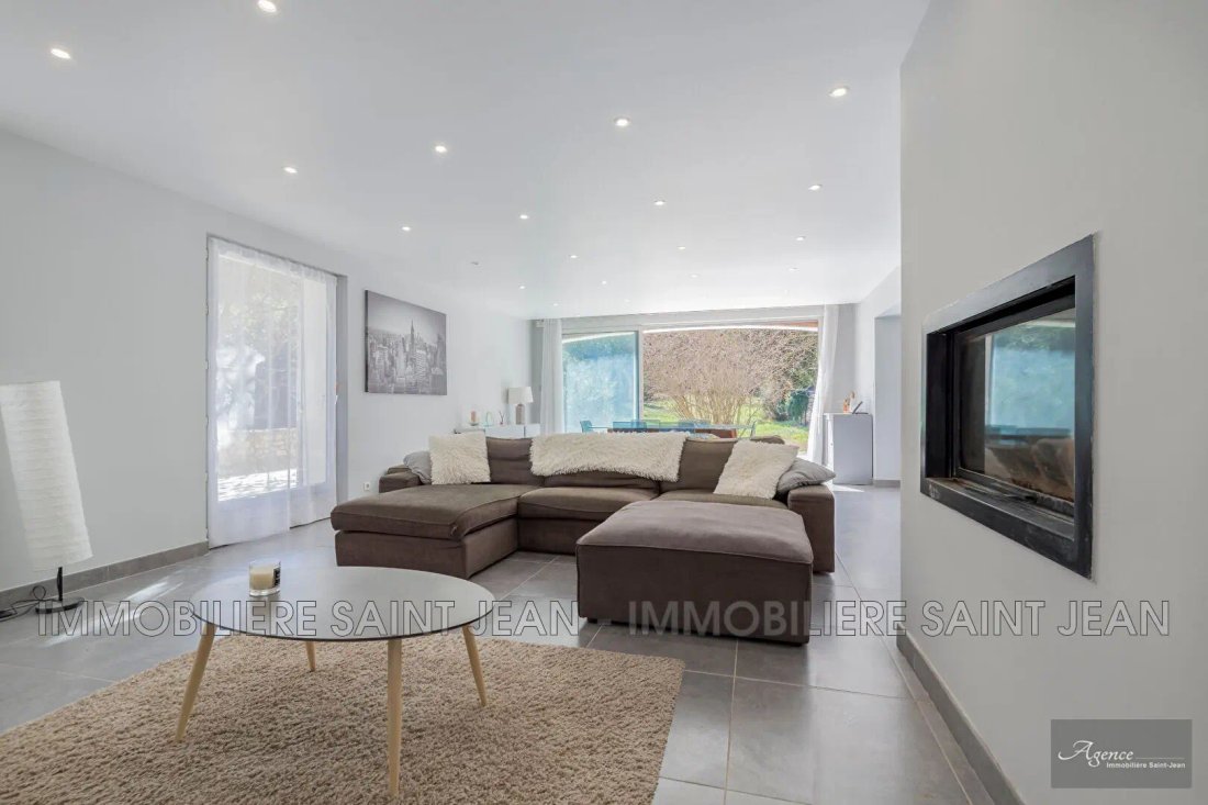 House in Ventabren, Provence-Alpes-Côte d'Azur, France 2 - 18392053