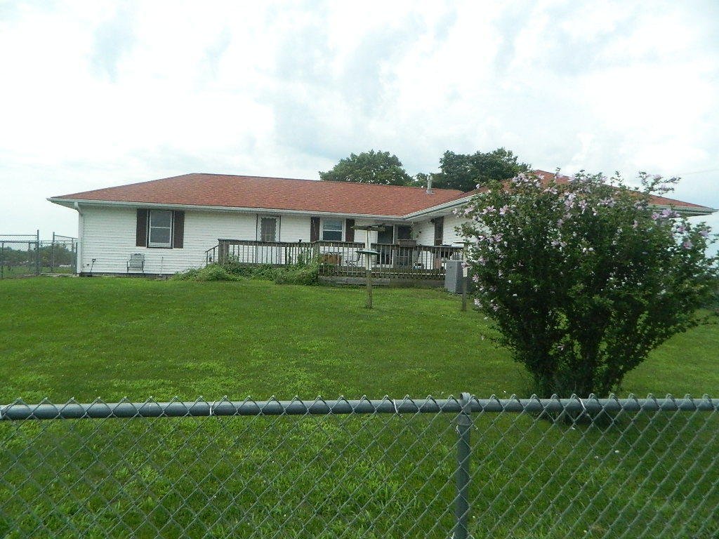 House in Bonfield, Illinois, United States 3 - 18394715