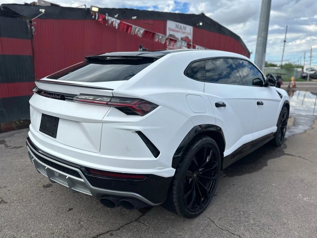 Suv in Phoenix, AZ, United States 4 - 18397502