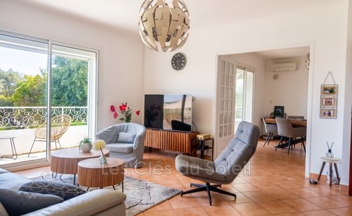Villa in Valette Nord, La Valette-du-Var, France 1