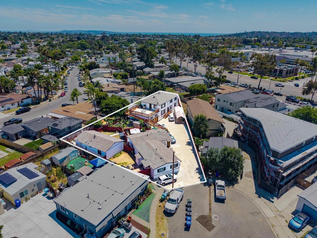 San Diego, California, United States 4 - 18395969