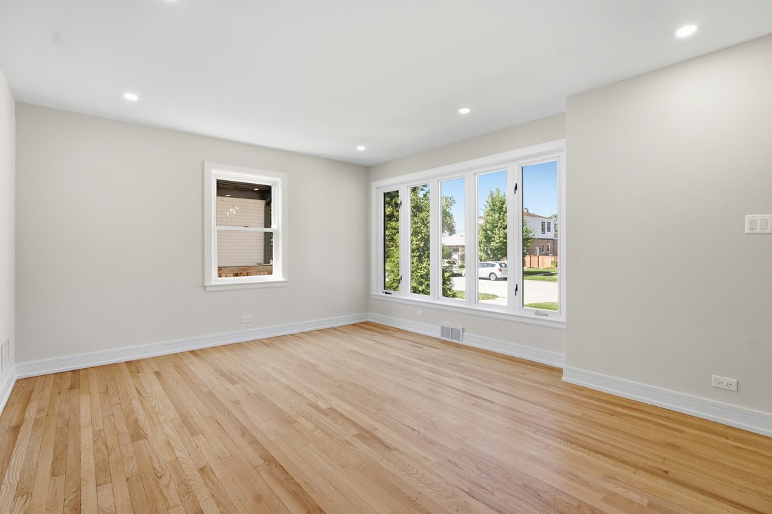 House in Skokie, Illinois, United States 2 - 18391629