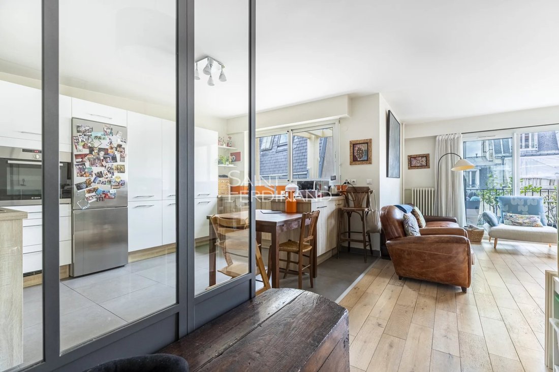 Apartment in Clignancourt-Jules Joffrin, Paris 18e Arrondissement, Paris 4 - 18396940