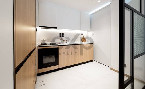 Apartment in JVC / Jumeirah Village Circle, Dubai, United Arab Emirates 1