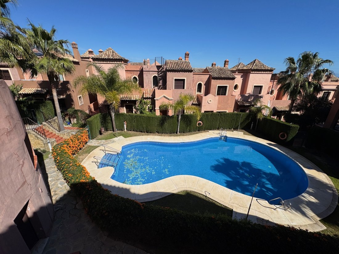 Townhouse in Estepona, Andalusia, Spain 3 - 18390986