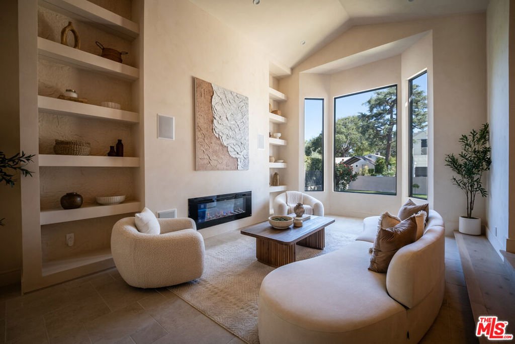 House in Los Angeles, California, United States 3 - 18395406
