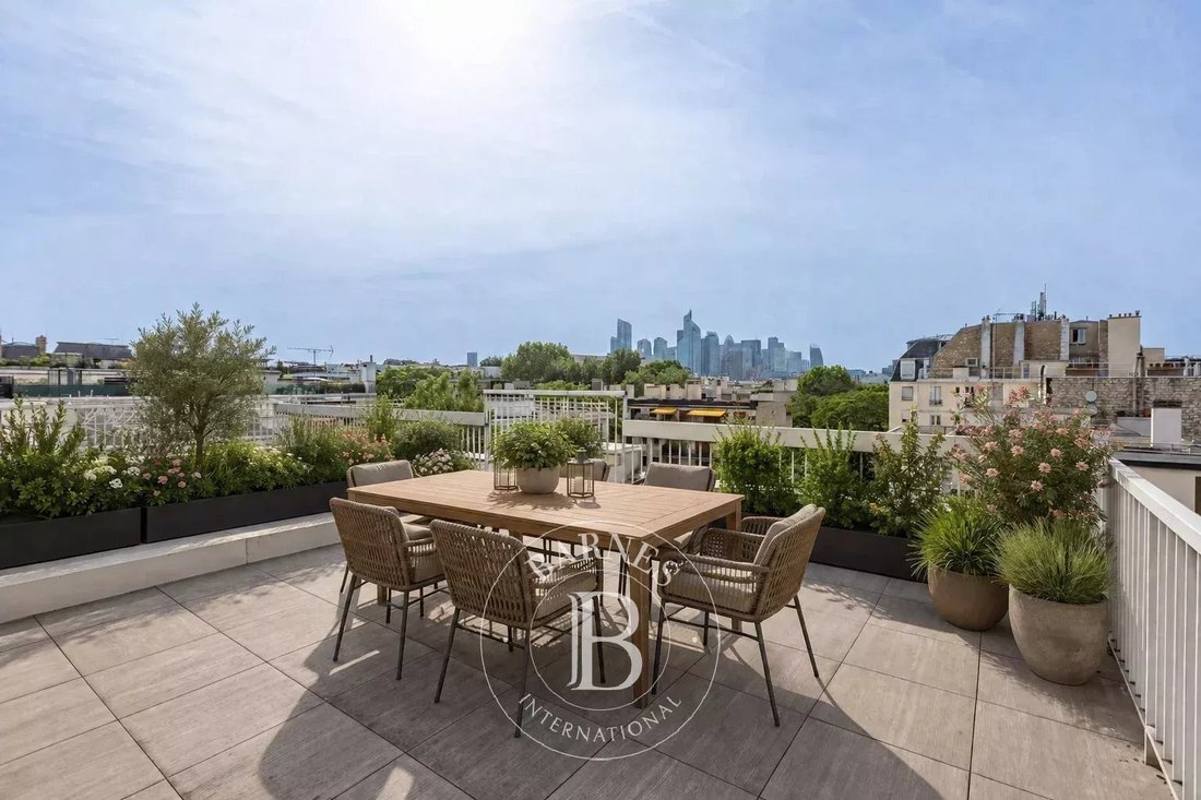 Apartment in La Plaine des Sablons, Neuilly-sur-Seine, France 2 - 18055639