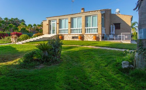 Villa in Jerez De La Frontera, Andalusia, Spain 1
