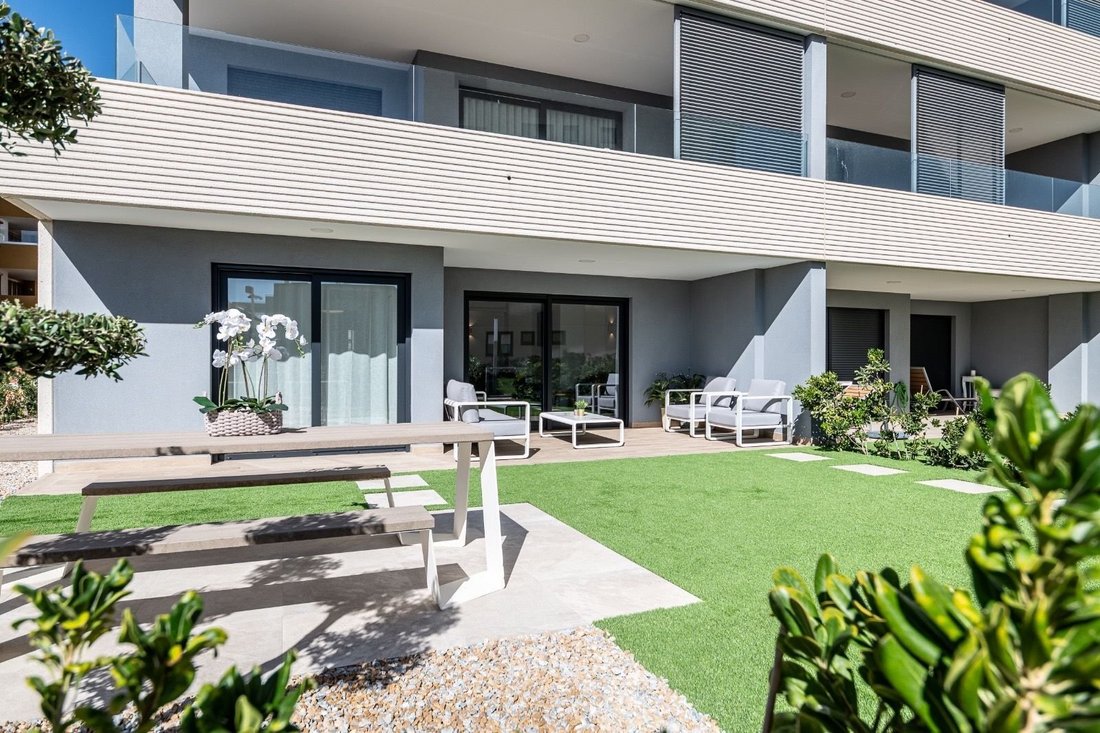 Apartment in Torrevieja, Valencian Community, Spain 2 - 18397045